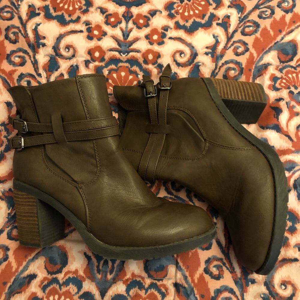 Brown buckle detail boots